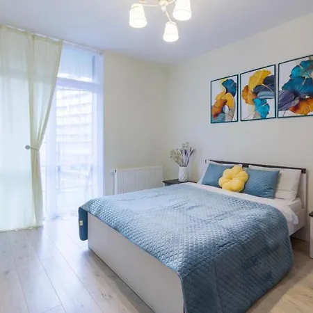 Отель Avalon Panorama *